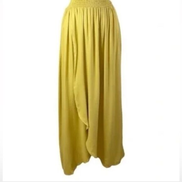 Young Fabulous & Broke Frida Smocked Yellow Faux wrap Maxi Dress size Small - Picture 4 of 9